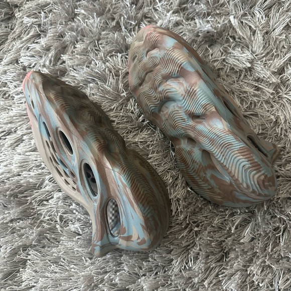 Yeezy foam Runner - Picture 9 of 10